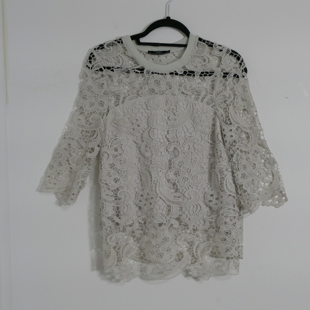 Zara Womens Top M Gray Lace Overlay Romantic‎ Boho Coquette Feminine Guipure